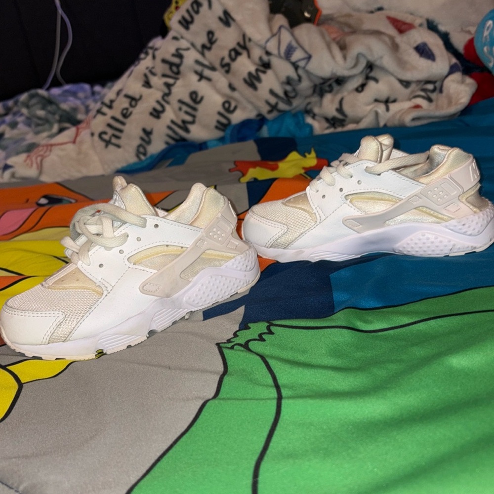 White Toddler Huarache Nike Shoes